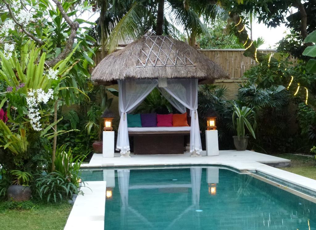 Villa Poppy Seminyak Exterior foto