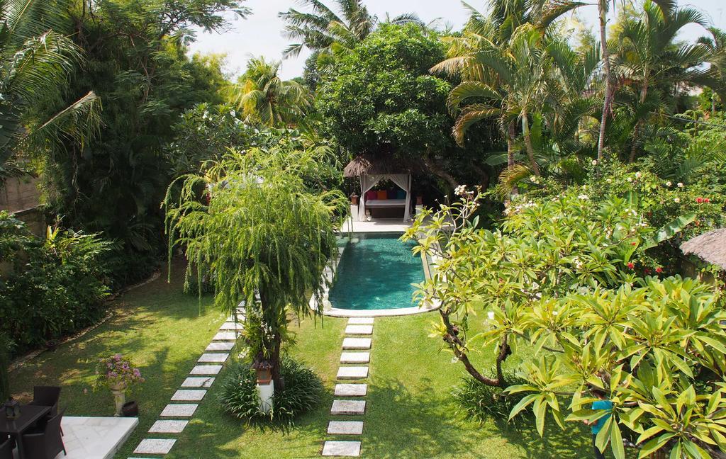 Villa Poppy Seminyak Exterior foto